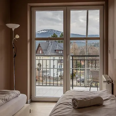 Apartament Apartament Villa Mountain View Przy Dworcu *